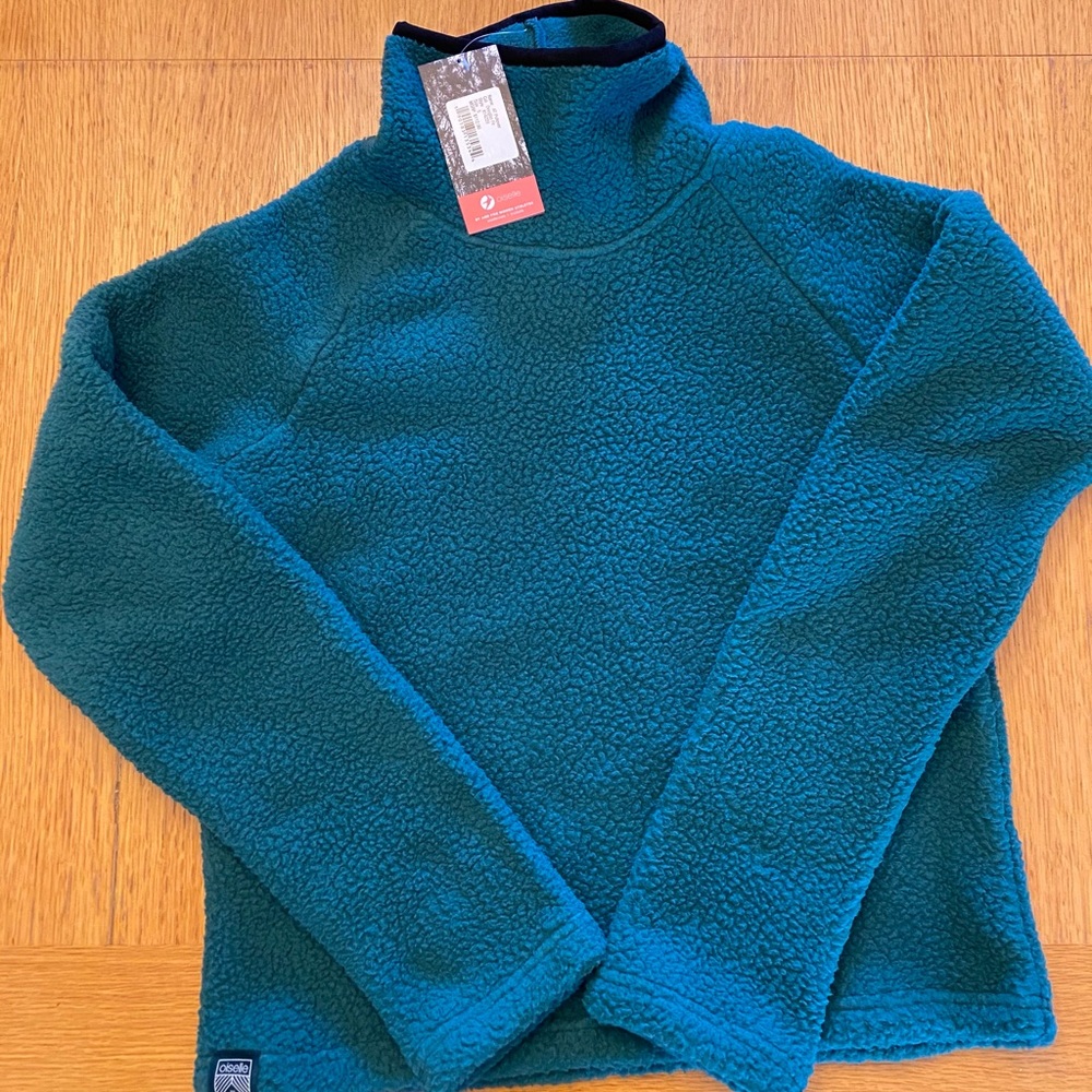 Oiselle A.T. Pullover. NWT.